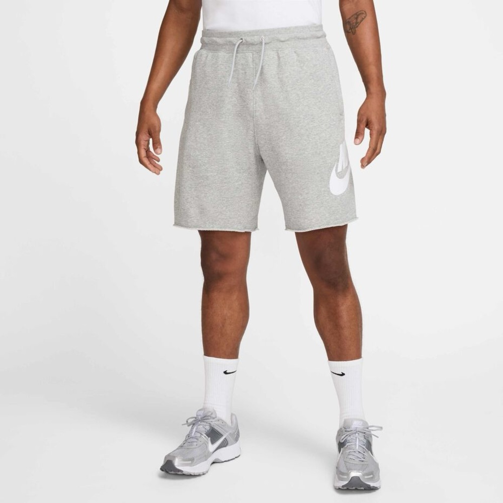 Nike Club
Men's French Terry Alumni Shorts